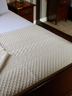 Flash Sale Farrell Clan Aran Throw Clan Throws