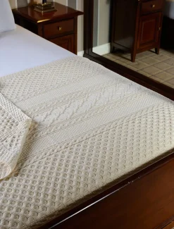 Fashion Martin Clan Aran Throw Clan Throws