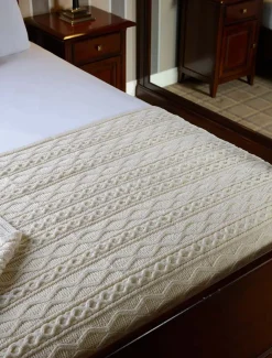 New O'Brien Clan Aran Throw Clan Throws