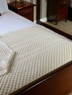 Online O'Connell Clan Aran Throw Clan Throws