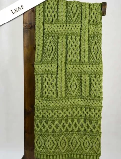 Outlet Two-Tone Aran Pleated Throw Knitted Wool Throws