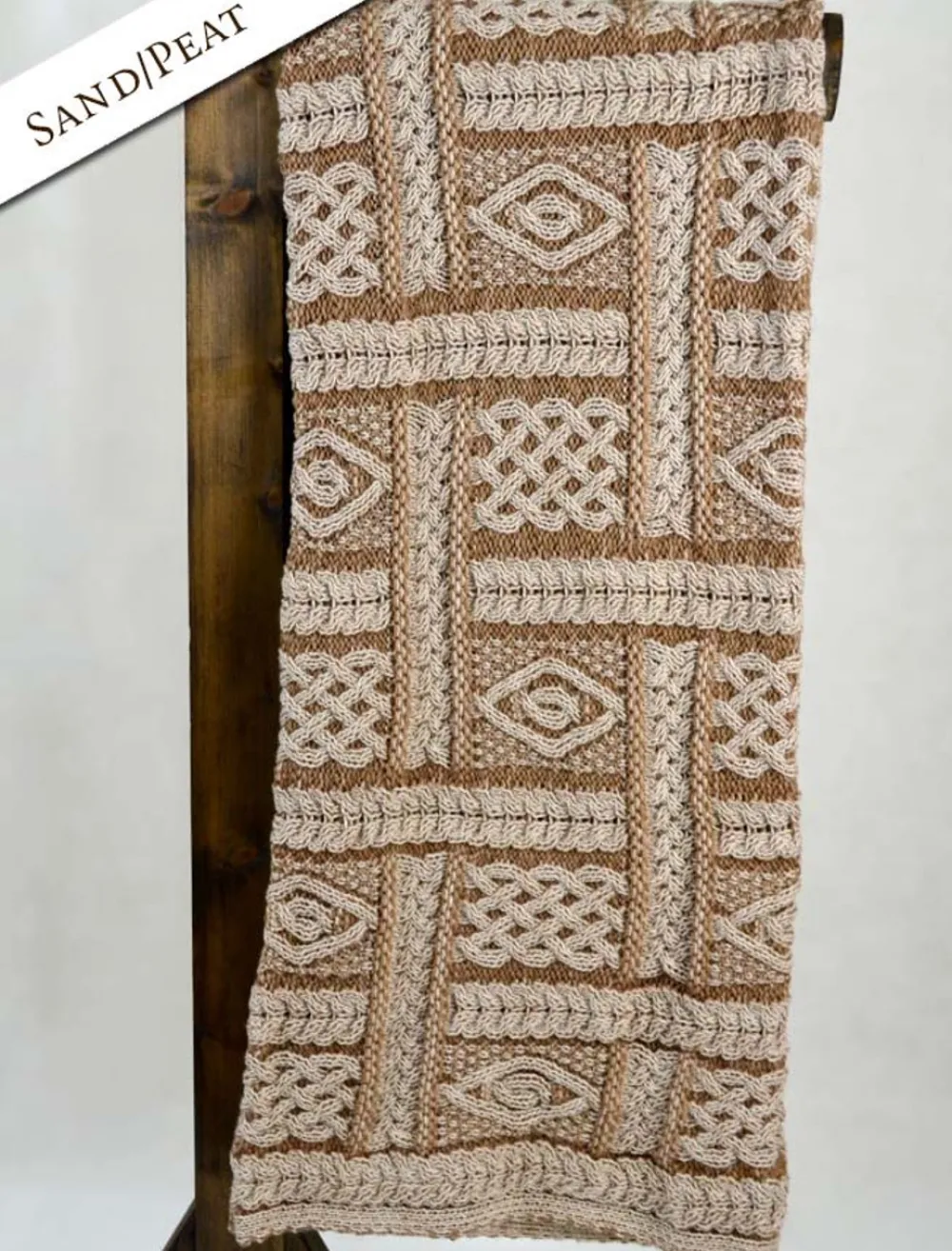 Outlet Two-Tone Aran Pleated Throw Knitted Wool Throws